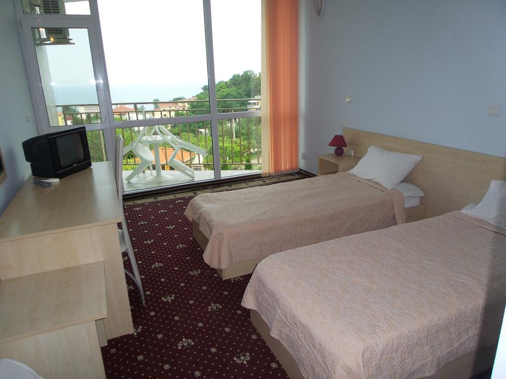 Hotel Paradise Золотые Пески Номер фото